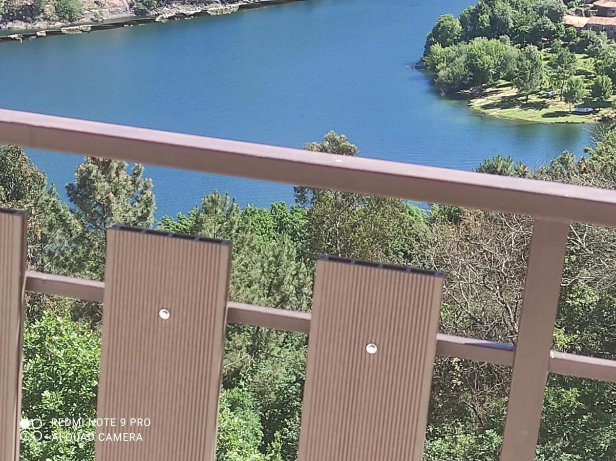 Вілла Casa Encosta Do Geres-Ferias No Geres Вієйра-ду-Міню Екстер'єр фото